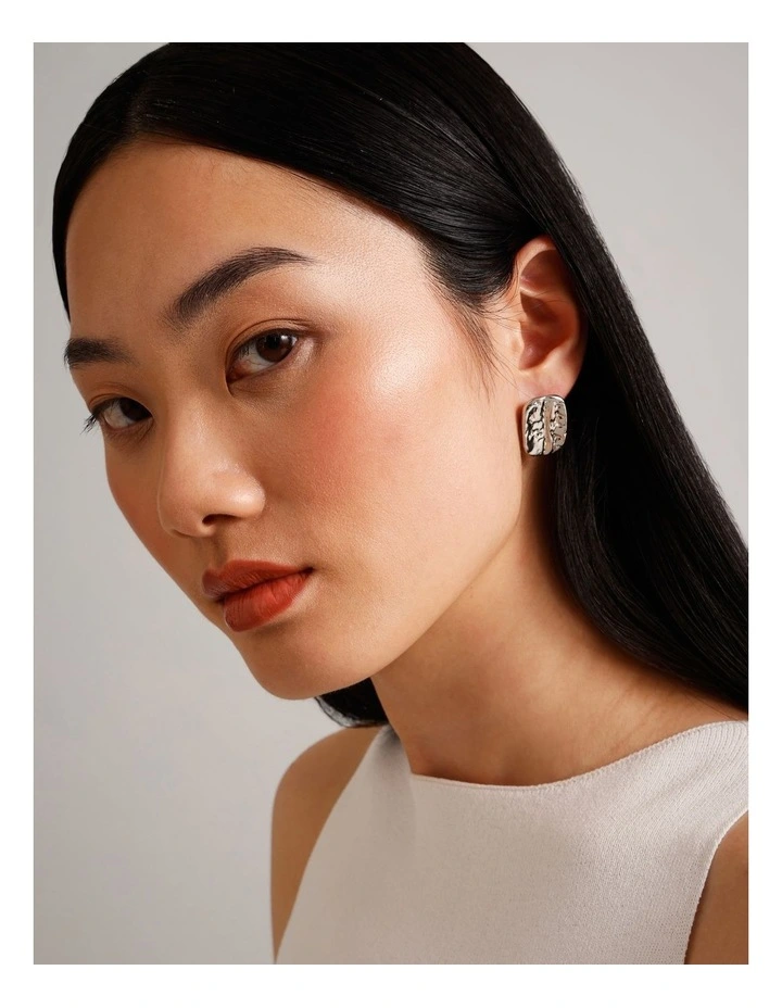 Curved Studs in Silver image 2