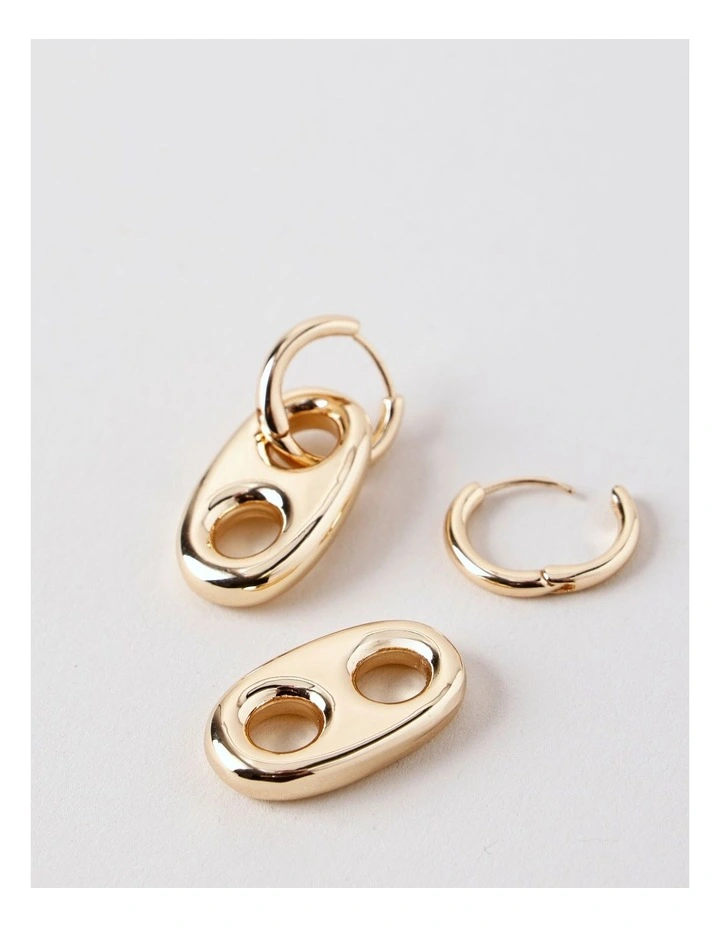 Link Drop Earrings in Gold image 3