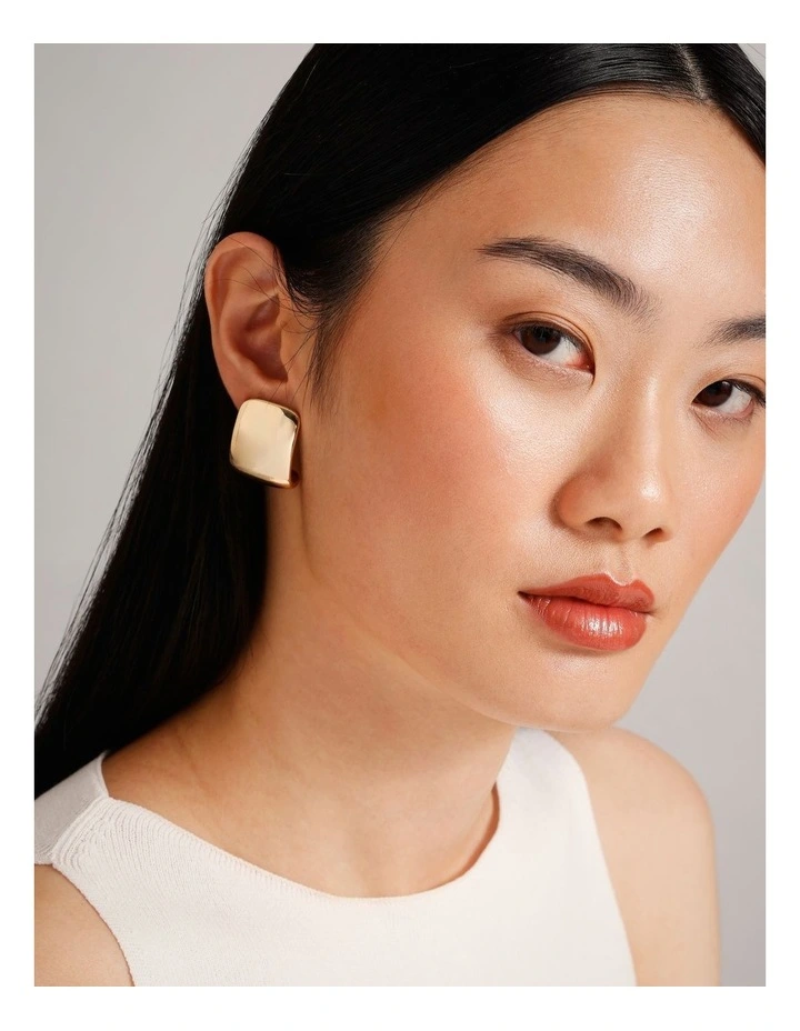 Square Studs in Gold image 2