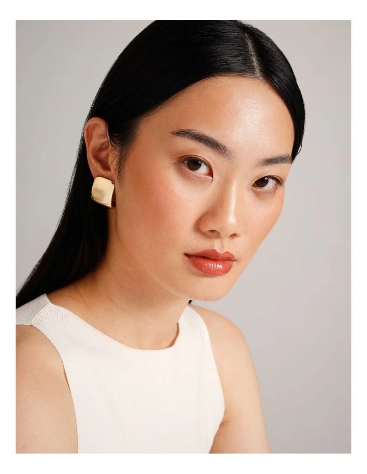 Square Studs in Gold image 4