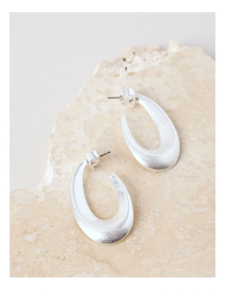 Curved Oval Hoop Earring in Silver image 1