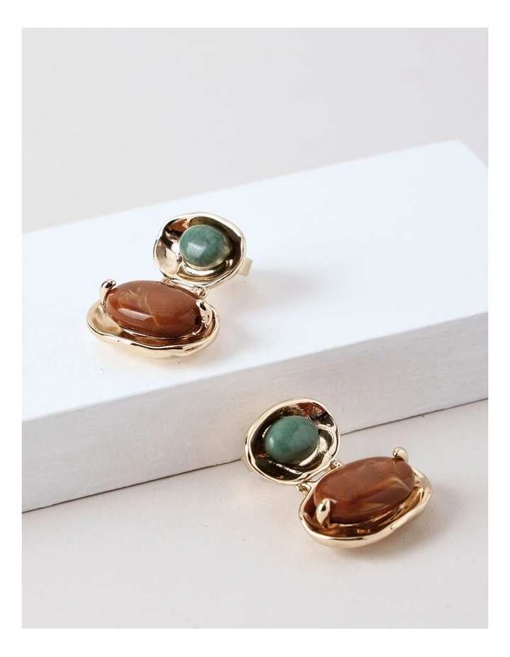 Stone Earring in Gold image 2
