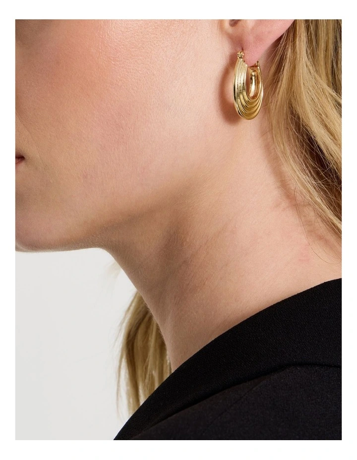 Ridged Hoops in Gold image 2