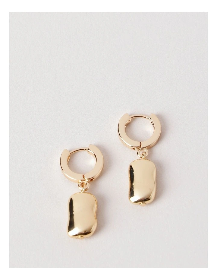 Drop Earrings in Gold image 1