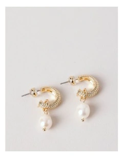 Textured Pearl Hoops in Gold
