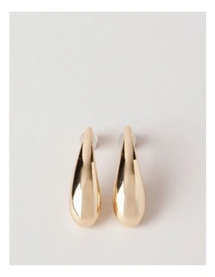 Drop Earrings in Gold