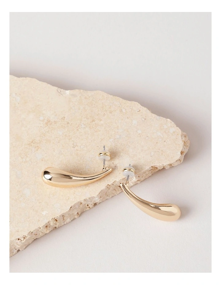 Drop Earrings in Gold image 3