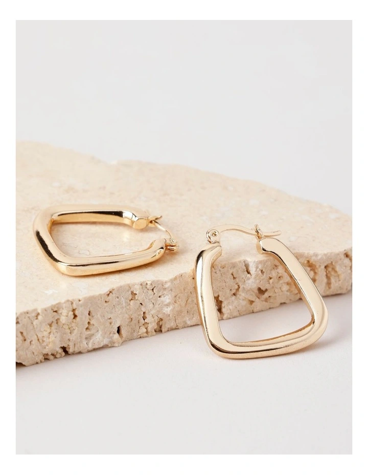 Hoops in Gold image 2