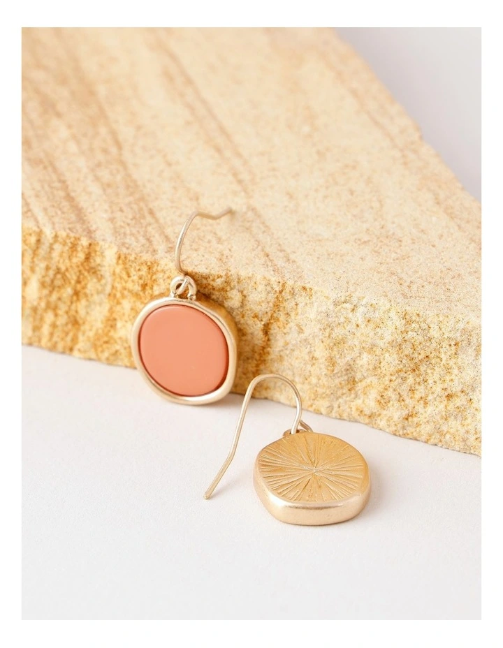 Canyon Sunset Drop Earring in Gold image 3