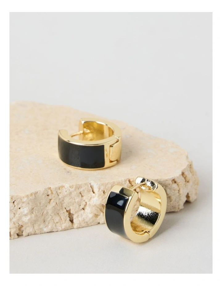 Sleepers in Gold and Black image 1