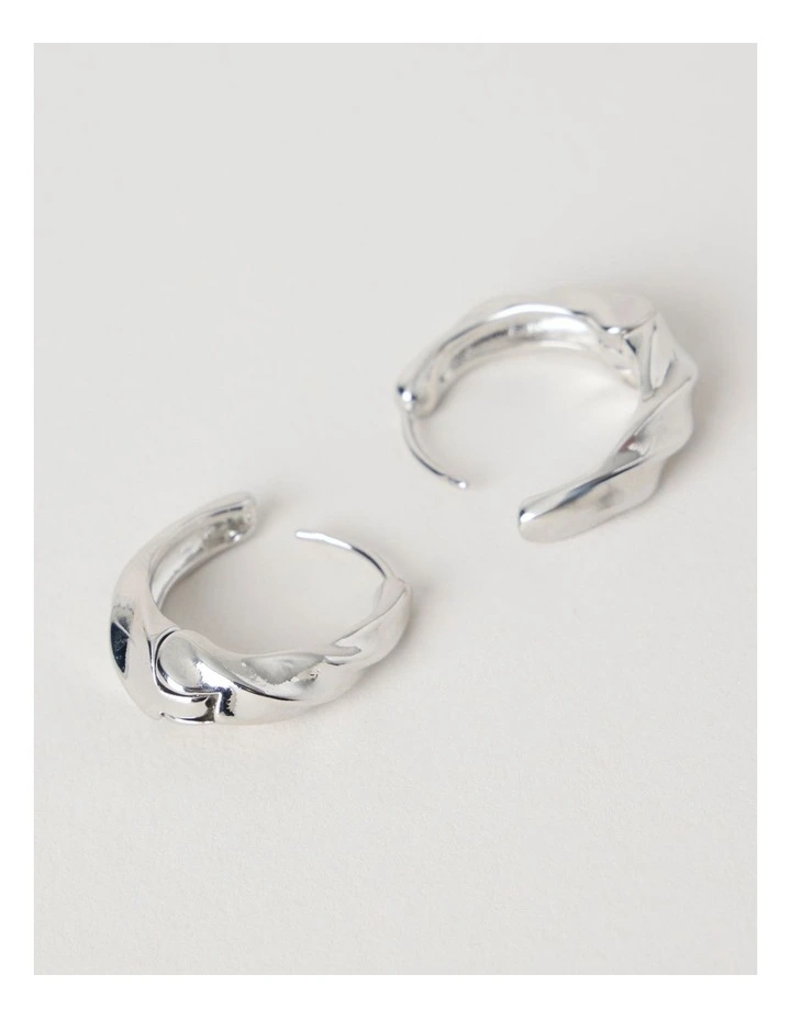 Twist Earring in Silver image 3