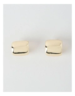 Curved Stud Earrings in Gold