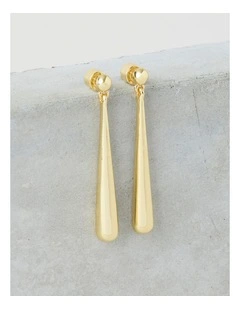 Metal Tear Drop Earring in Gold