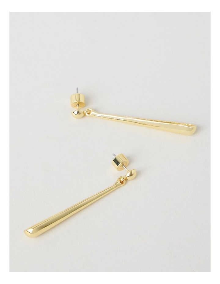 Metal Tear Drop Earring in Gold image 3