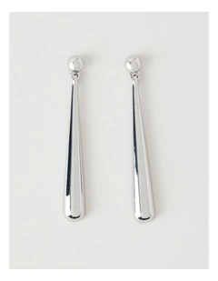 Metal Teardrop Earrings in Silver