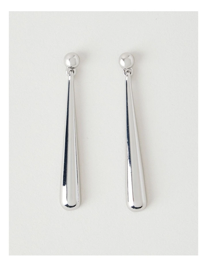 Metal Teardrop Earrings in Silver image 1
