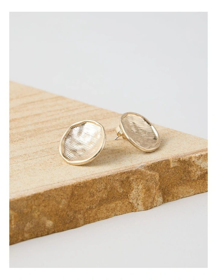 Beaten Circle Studs in Gold image 3
