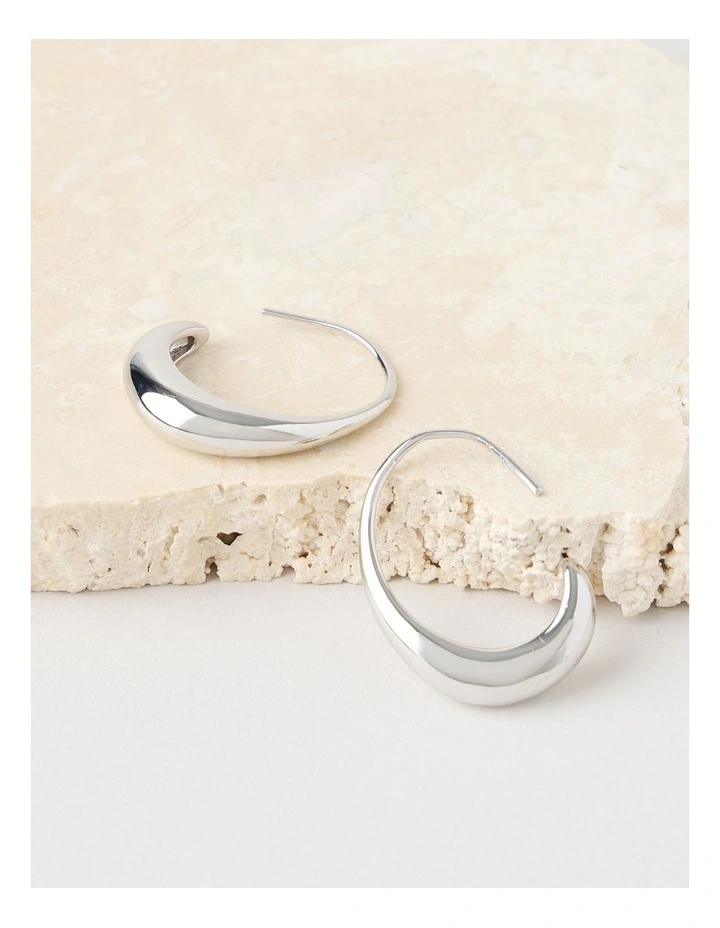 Smooth Curved Hoop Earrings in Silver image 2