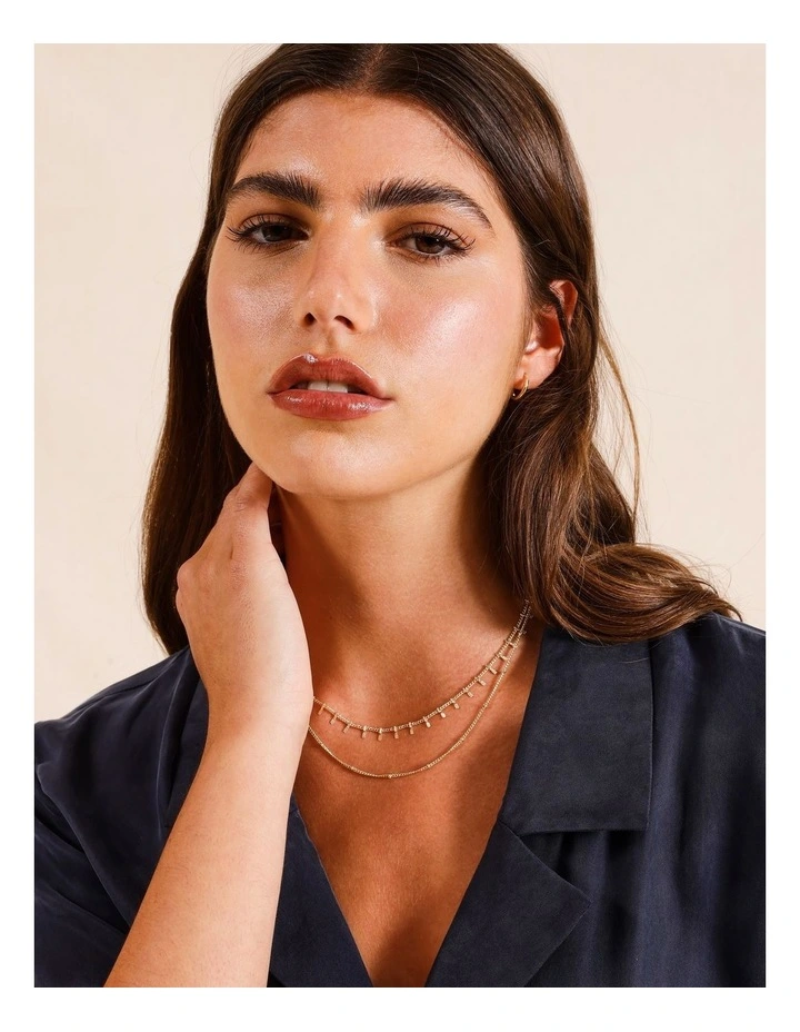 2 Layered Necklace in Gold image 2