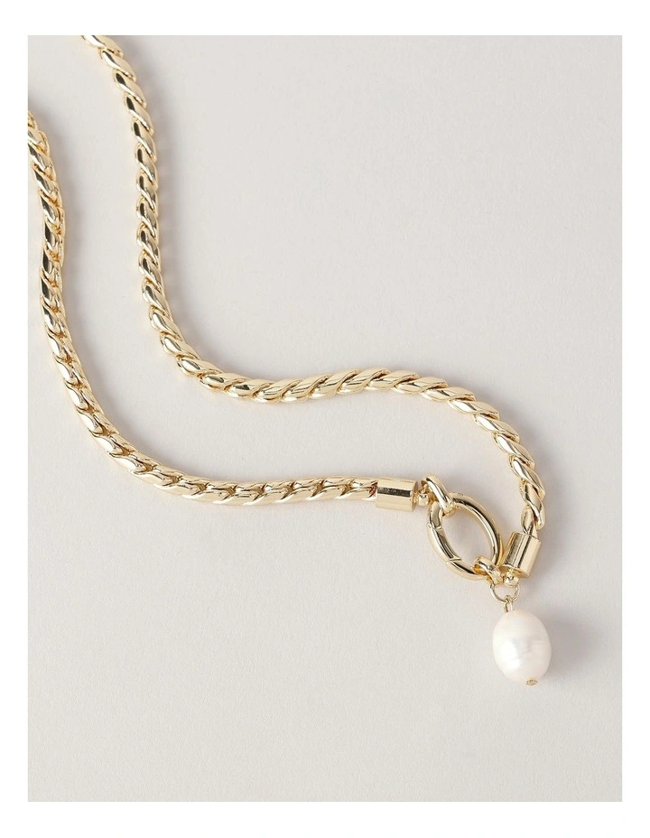 Basque Snake Chain With Pearl Pendant Necklace in Gold MYER