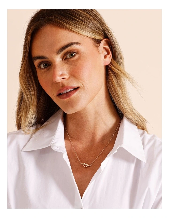 Knot Pendant Necklace in Gold image 2