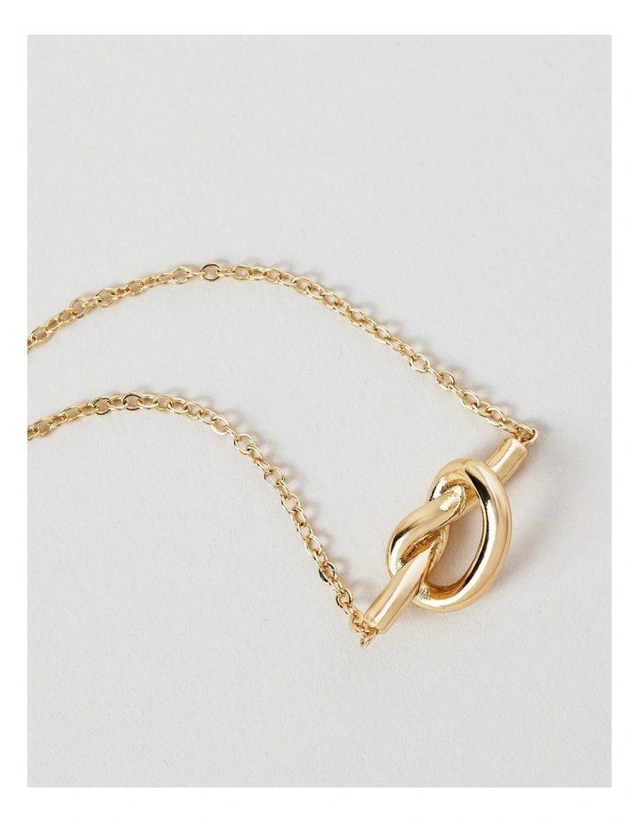 Knot Pendant Necklace in Gold image 3
