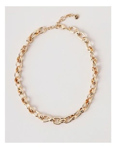 Circle Feature Necklace in Gold