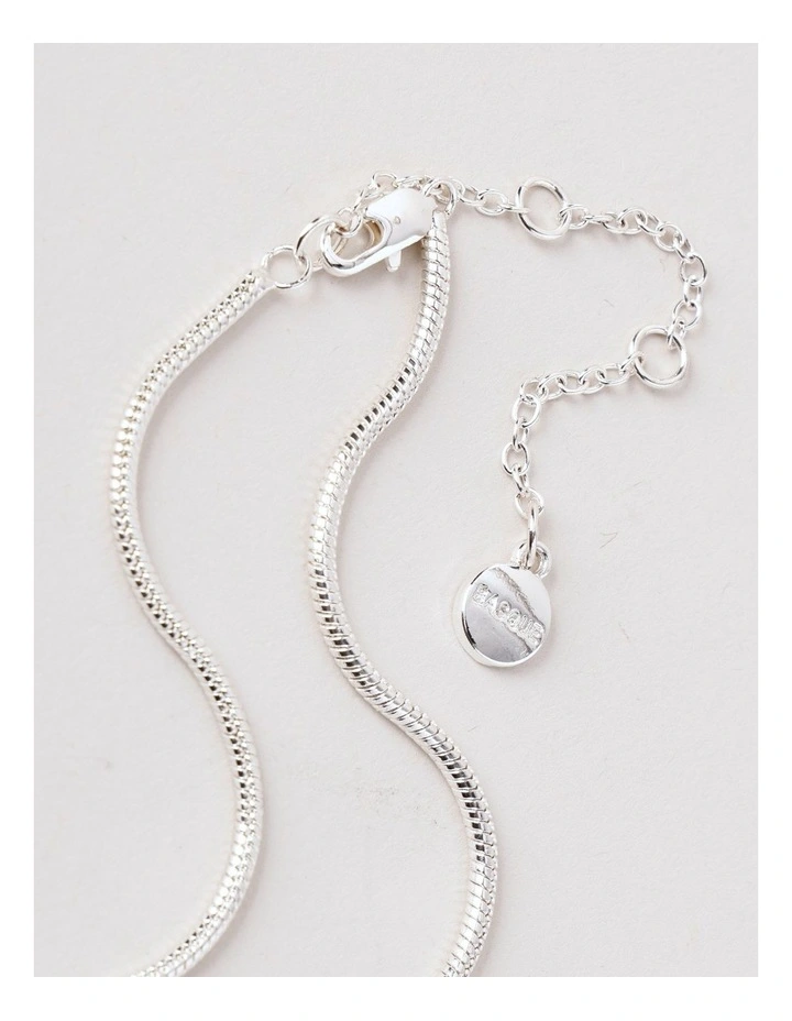 Two Tone Open Circle Necklace in Mixed Metal image 5