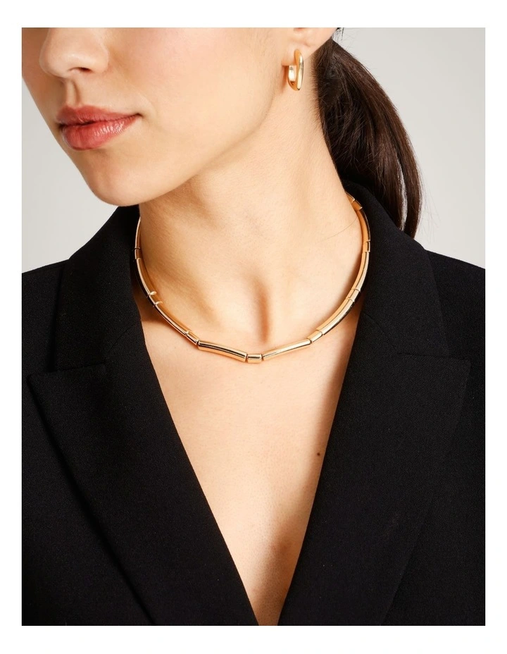 Tubular Necklace in Gold image 4