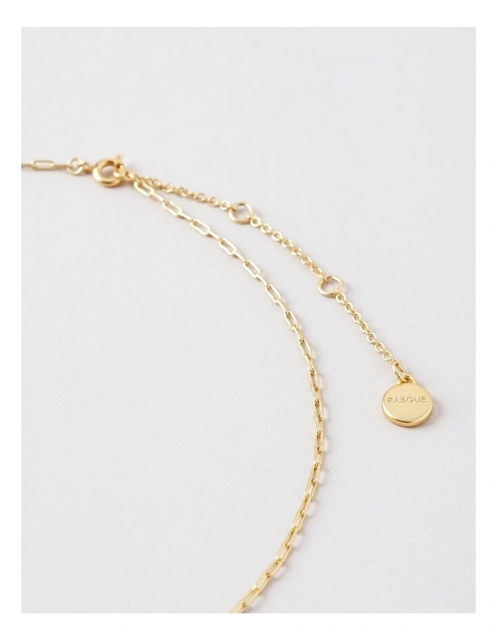 Leo Pendant Necklace in Gold image 3