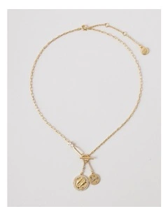 Pisces Pendant Necklace in Gold
