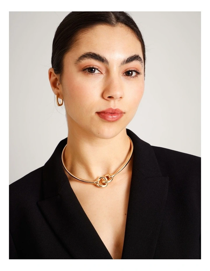 Knot Choker in Gold image 4