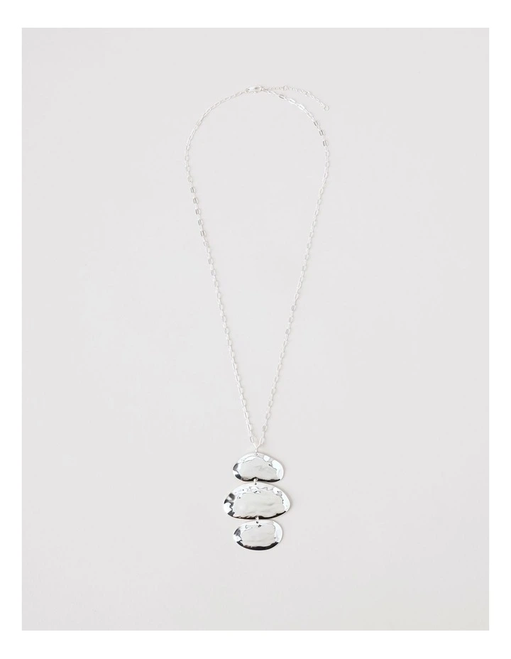 Drop Pendant Necklace in Silver image 3