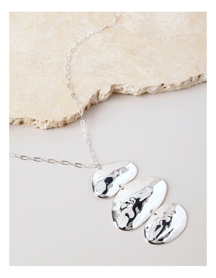 Drop Pendant Necklace in Silver image 5