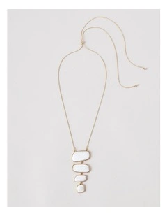 Metal Pendant Necklace in Gold/Silver