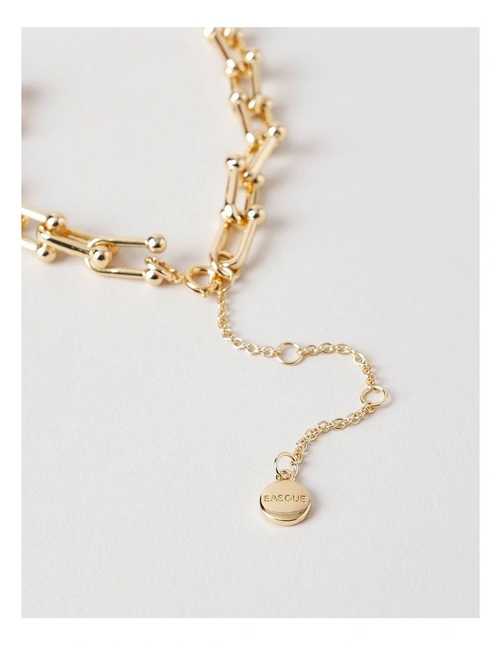 Chain Necklace in Gold image 2
