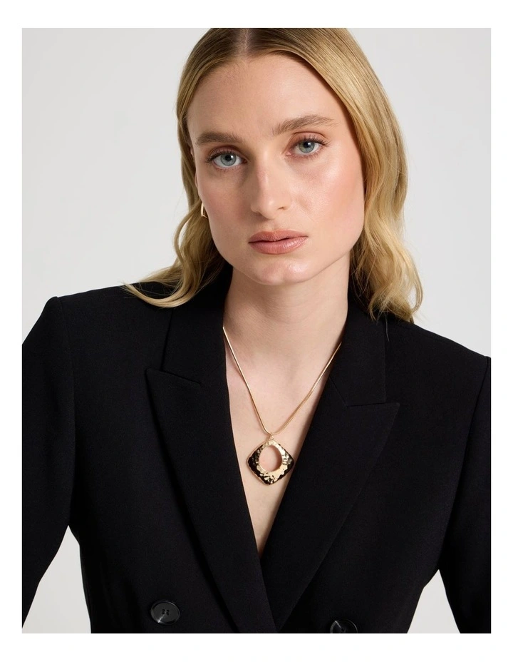 Hammered Pendant in Gold image 2