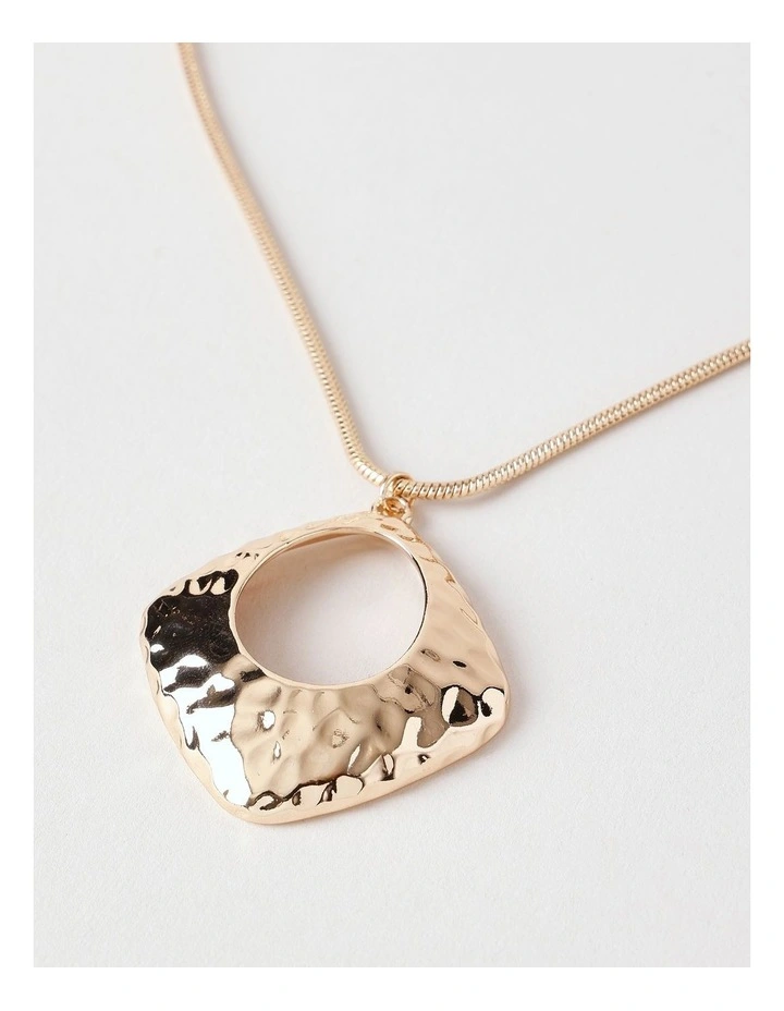 Hammered Pendant in Gold image 3