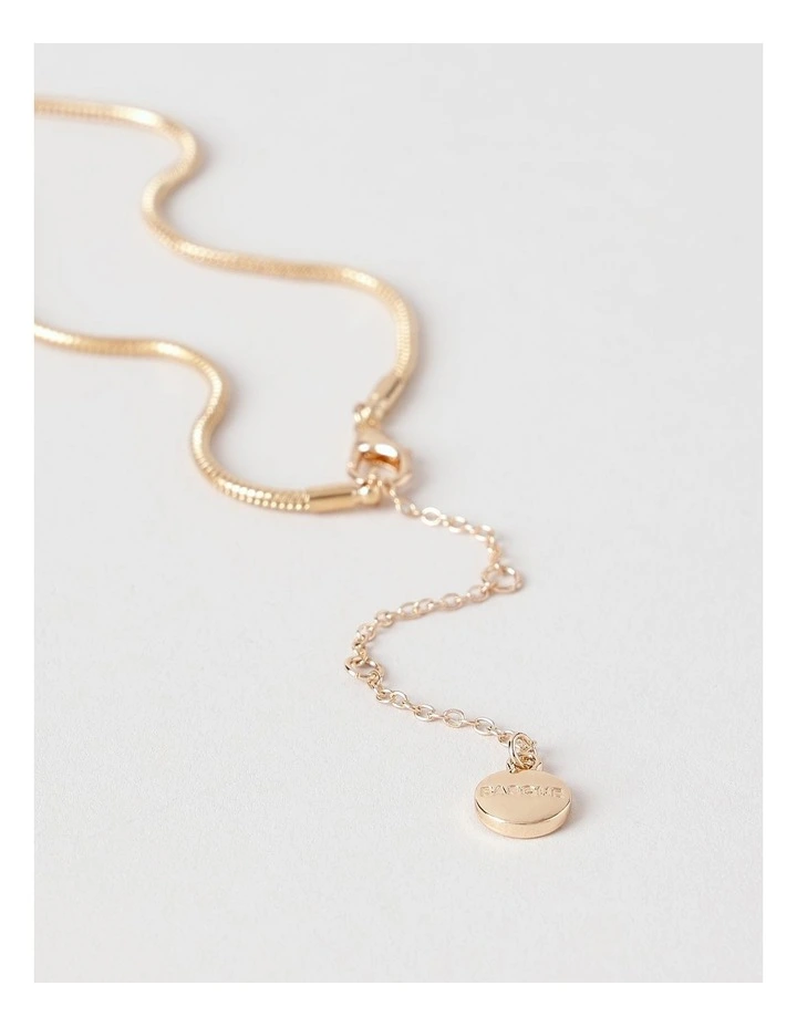 Hammered Pendant in Gold image 3