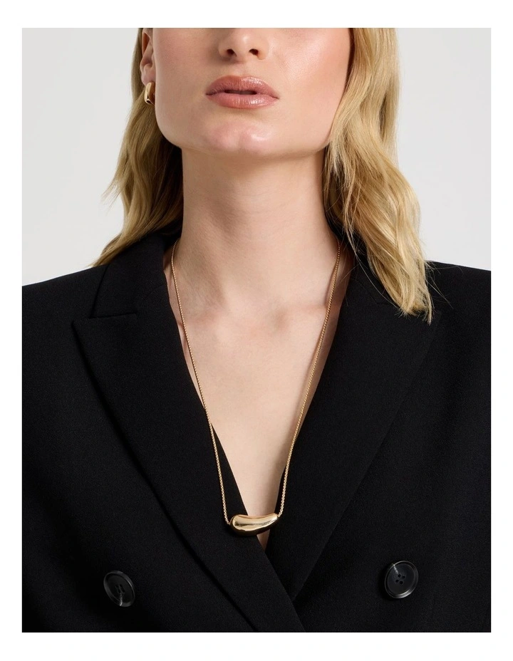 Drop Pendant in Gold image 2