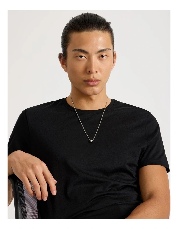 Pendant Necklace in Silver image 2