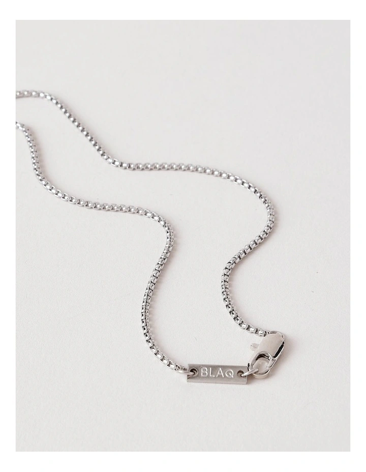 Pendant Necklace in Silver image 3