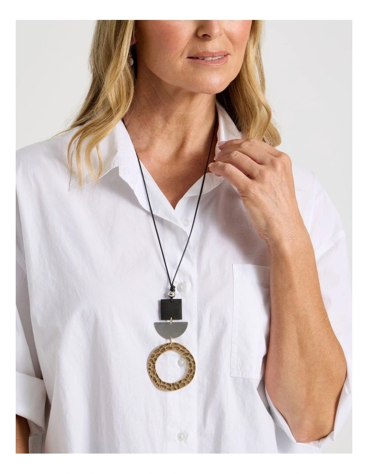 Circle Pendant in Multi image 4