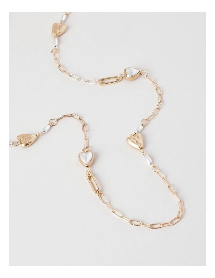 Heart Charm Necklace in Gold image 3