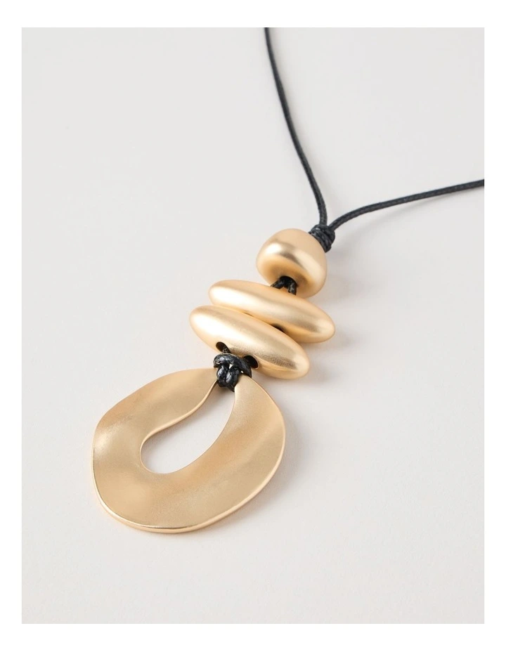 Pendant Necklace in Black and Gold image 2