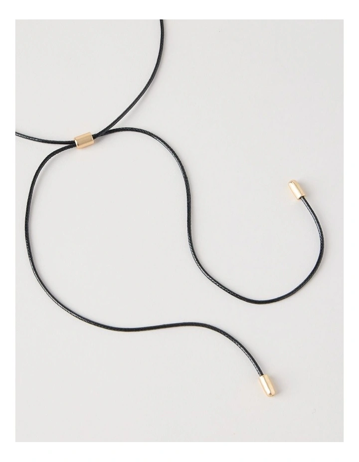 Pendant Necklace in Black and Gold image 3