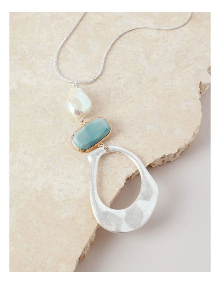 Fine Pendant Necklace in Silver image 3