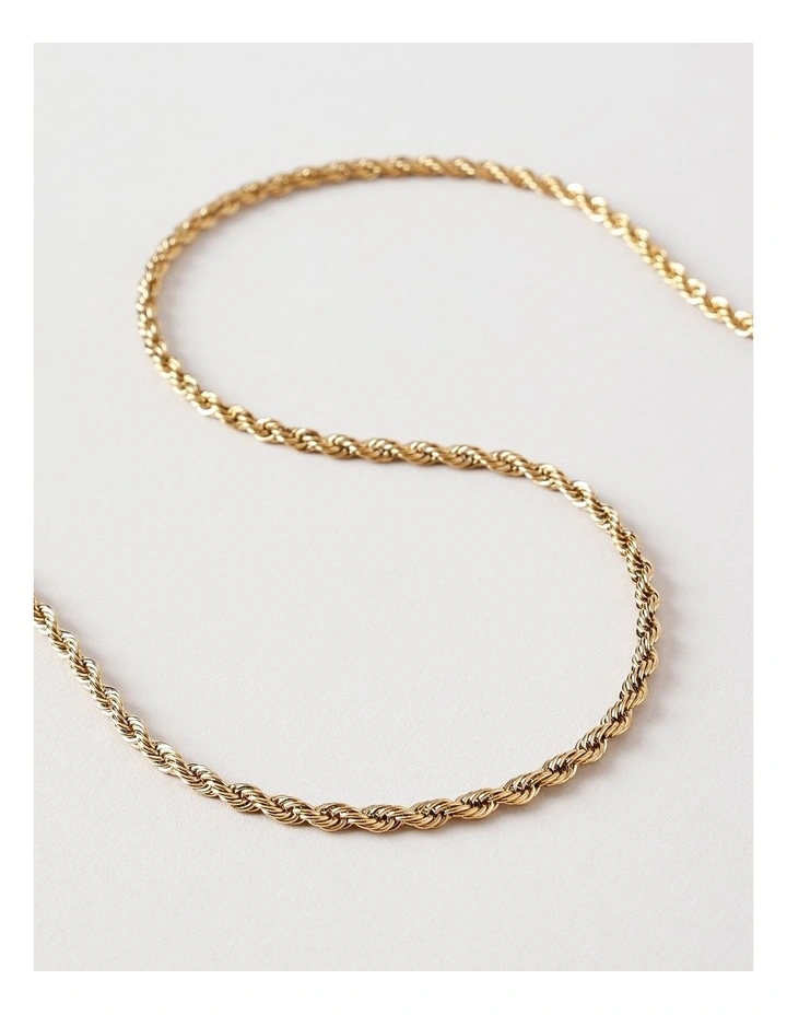 Twist Chain Necklace in Gold image 2
