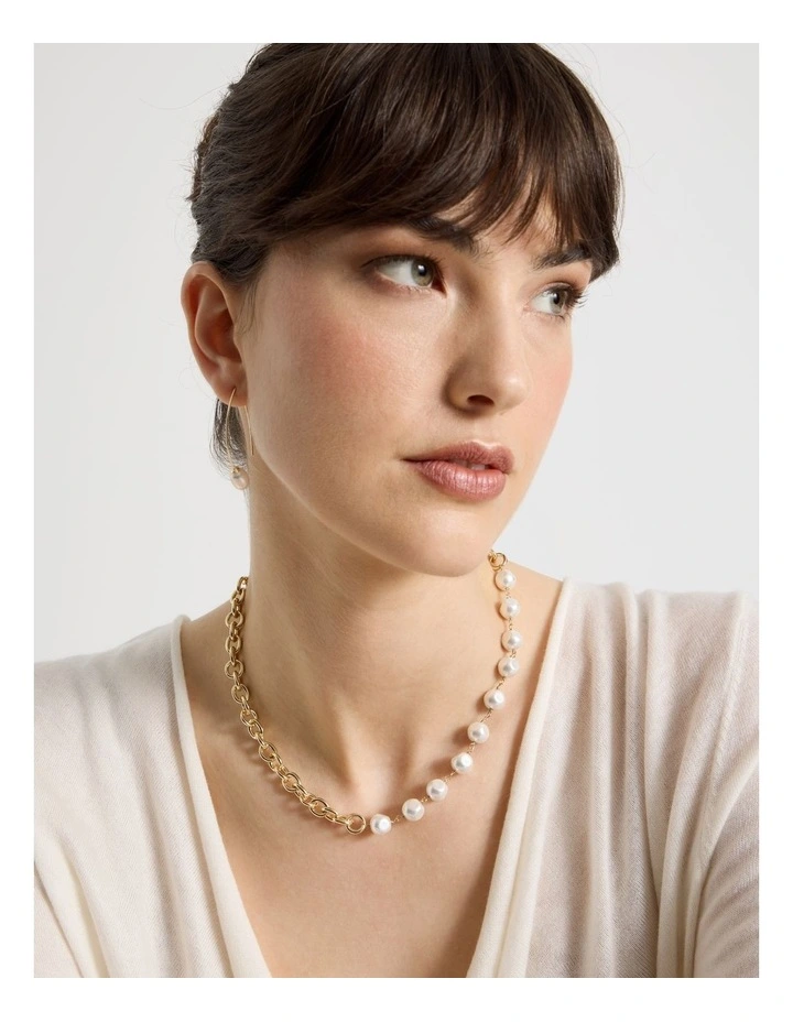Gold Chain and Pearl Necklace image 2