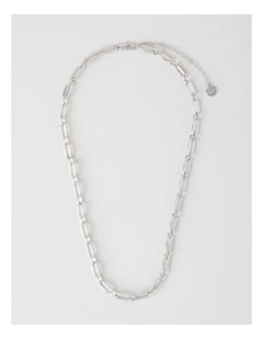 Oval Chain Link Necklace in Silver